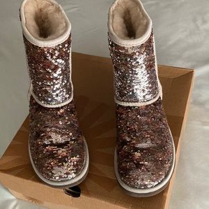 UGG shirt Sparkly boots